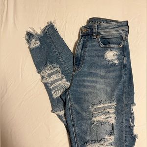 American Eagle Distressed jeans